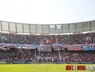 Foto: "En el estadio El Cilindro" Barra: La Barra del Rojo • Club: Independiente • País: Argentina