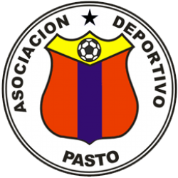 Fanaticas hinchas de la barra brava Attake Massivo y hinchada del club de fútbol Deportivo Pasto de Colombia