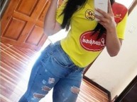 Hincha - Tribunera - Chica - Fanatica de la Barra: Armagedón • Club: Aucas • País: Ecuador