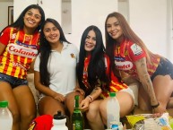 Hincha - Tribunera - Chica - Fanatica de la Barra: Lobo Sur • Club: Pereira • País: Colombia