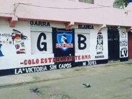 Mural - Graffiti - Pintada - "Poblacion La Victoria Comxna La Pac" Mural de la Barra: Garra Blanca • Club: Colo-Colo