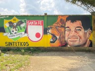 Mural - Graffiti - Pintadas - Mural de la Barra: La Guardia Albi Roja Sur • Club: Independiente Santa Fe • País: Colombia