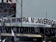 Trapo - Bandeira - Faixa - Telón - "Anti universidad católica" Trapo de la Barra: Garra Blanca • Club: Colo-Colo • País: Chile