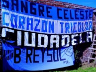 Trapo - Bandeira - Faixa - Telón - Trapo de la Barra: La Banda Tricolor • Club: Almagro • País: Argentina